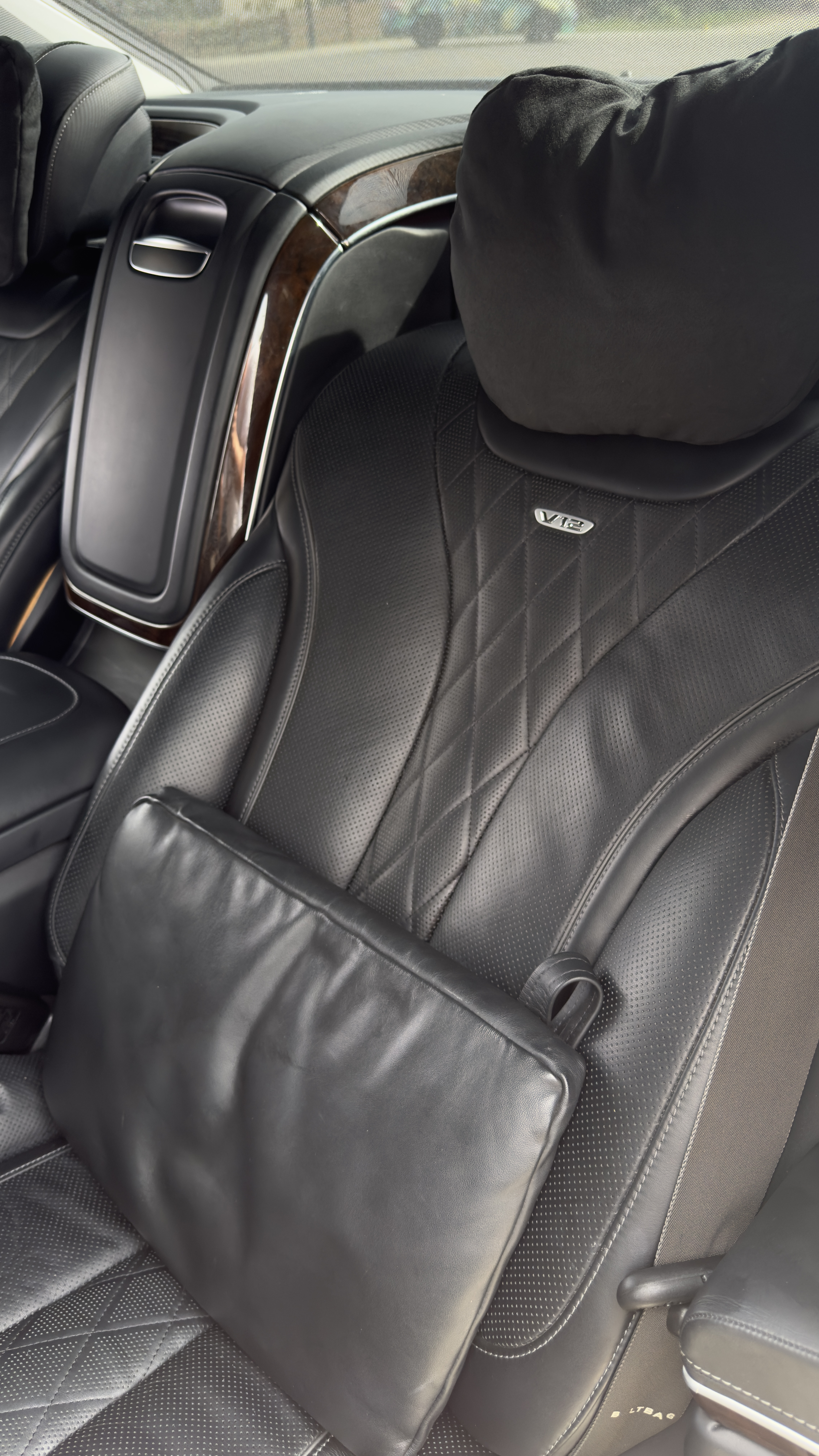 Used 2016 Mercedes-Benz Maybach S 600 image 20
