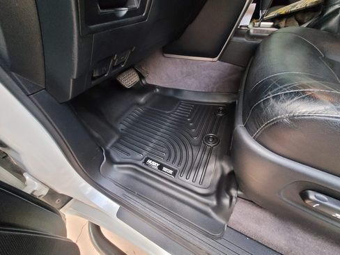 Used 2013 Toyota Land Cruiser image 24