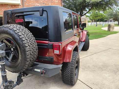 Used 2009 Jeep Wrangler Unlimited Sahara w/ Trailer Tow Group image 6