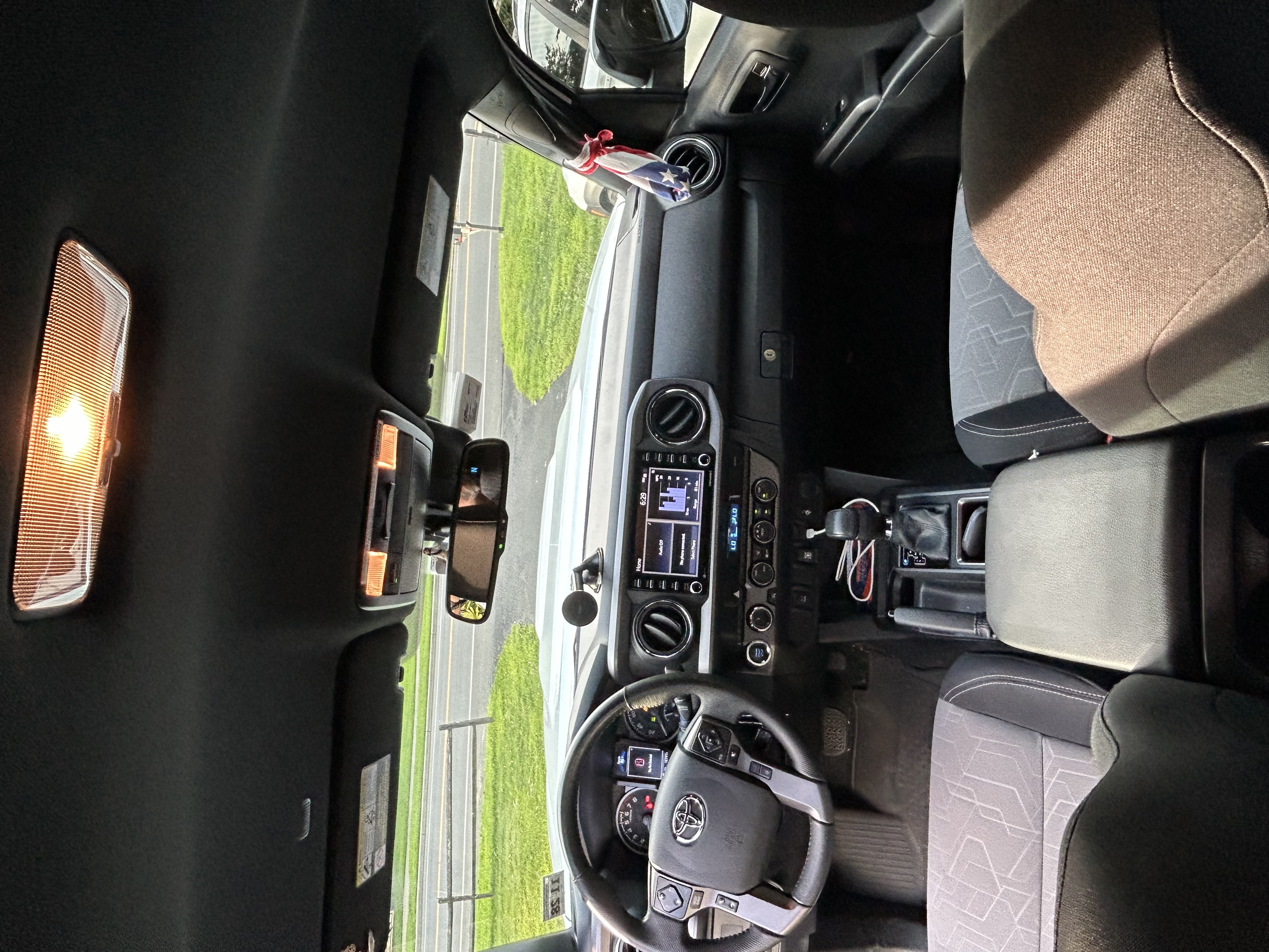 Used 2023 Toyota Tacoma TRD Sport w/ Black Out Package (TMS) AWD/4WD image 9