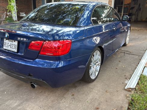 Used 2011 BMW 335i Convertible RWD image 6