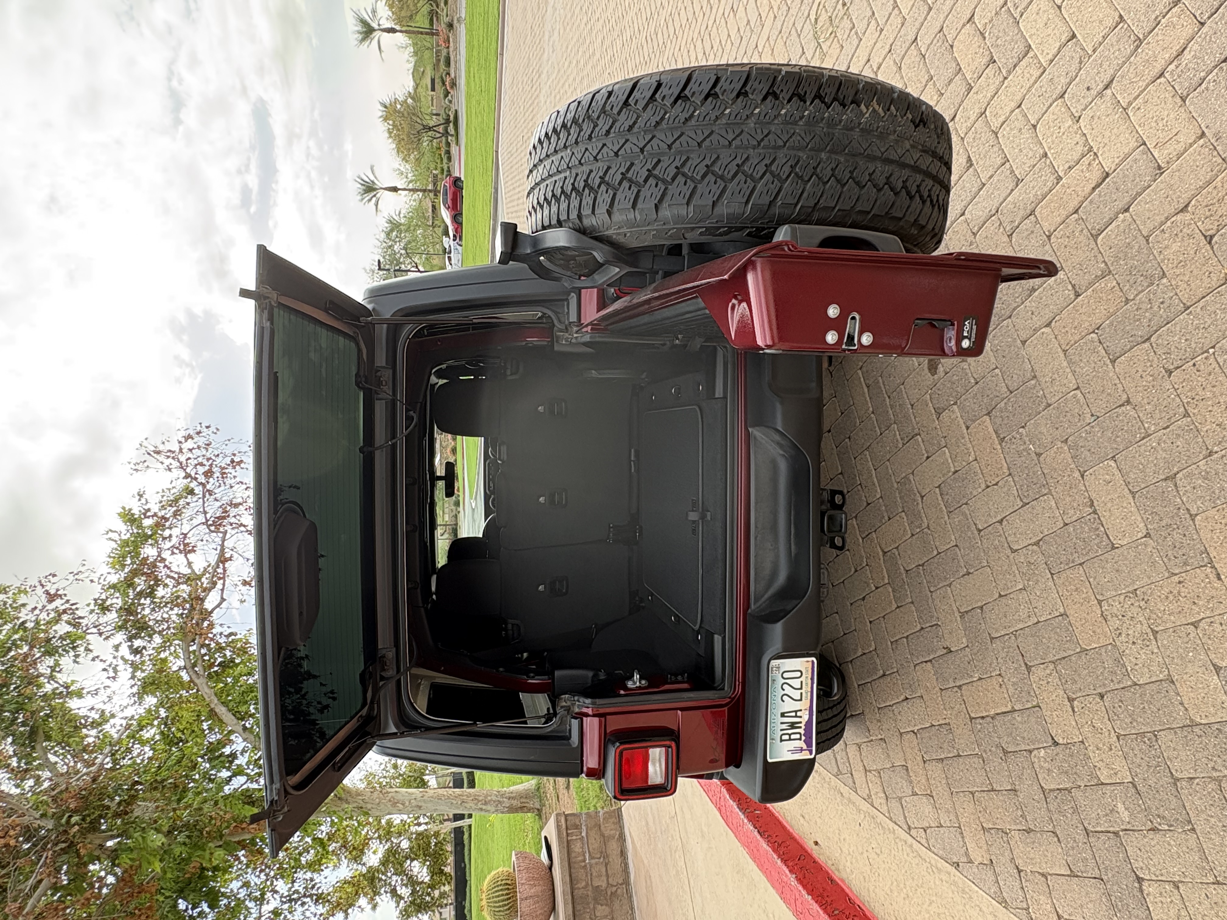 Used 2021 Jeep Wrangler Unlimited Sport AWD/4WD image 14