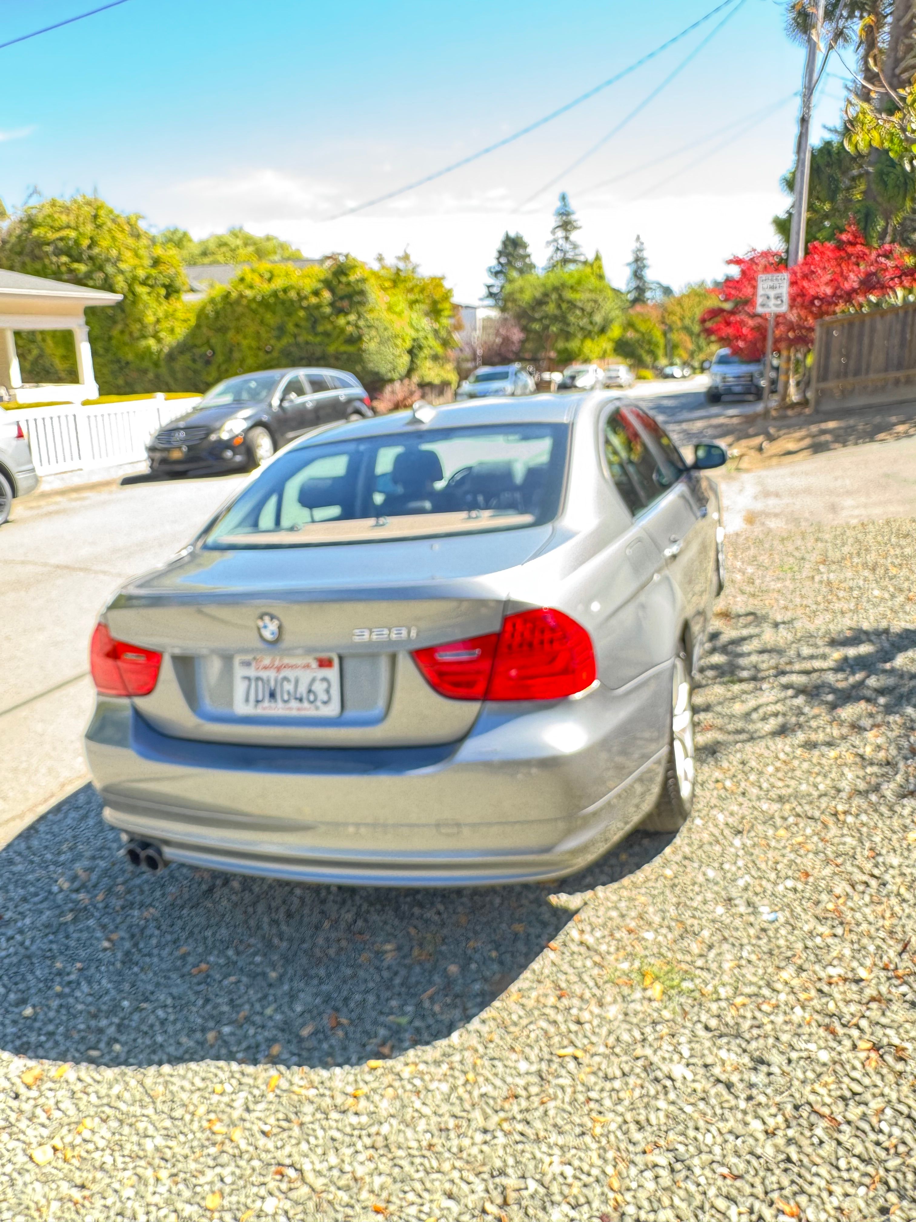 Used 2010 BMW 328i Sedan RWD image 8
