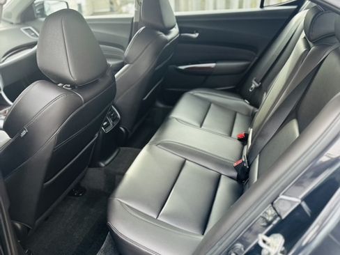 Used 2016 Acura TLX V6 image 14