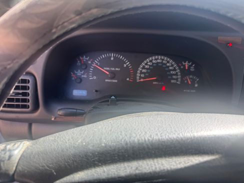 Used 2001 Dodge Ram 3500 Truck 2WD Quad Cab image 8