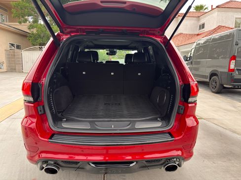 Used 2017 Jeep Grand Cherokee SRT AWD/4WD image 26