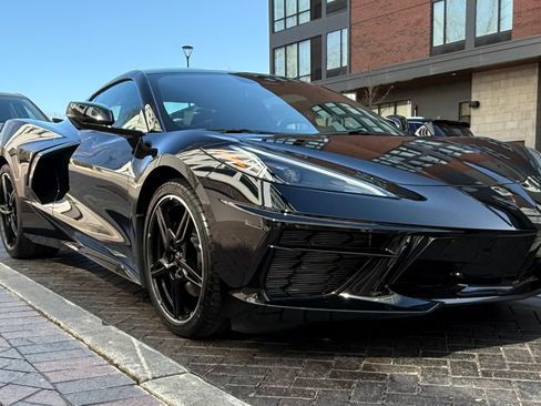 Used 2025 Chevrolet Corvette Stingray Coupe w/ Battery Protection Package image 1