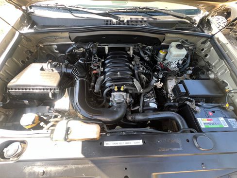 Used 2006 Lexus GX 470 470 Sport Utility 4D image 12