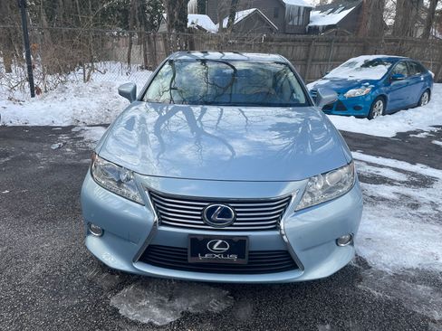 Used 2013 Lexus ES 300h image 6
