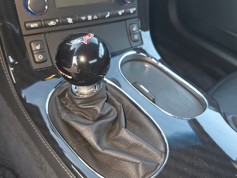 Used 2011 Chevrolet Corvette Grand Sport w/ Preferred Equipment Group RWD image 12
