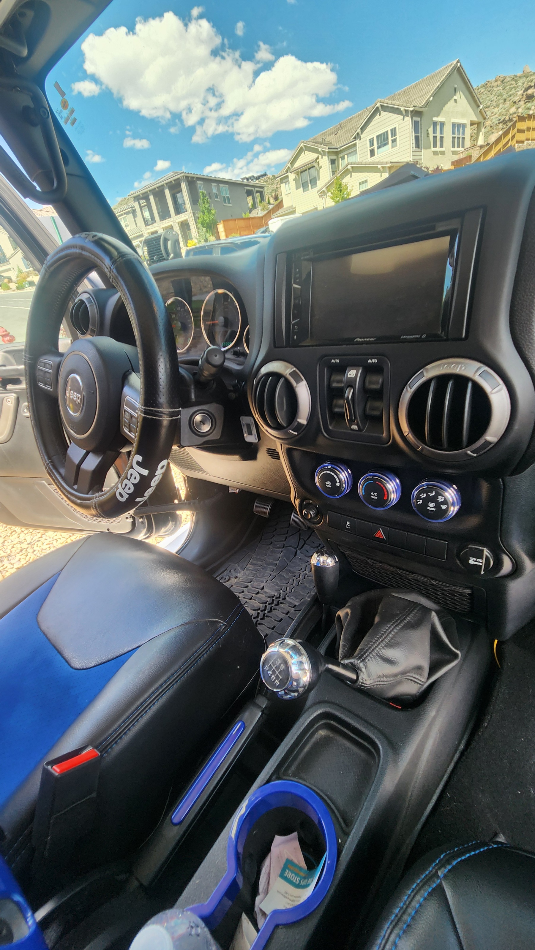 Used 2018 Jeep Wrangler Unlimited Sport S AWD/4WD image 20