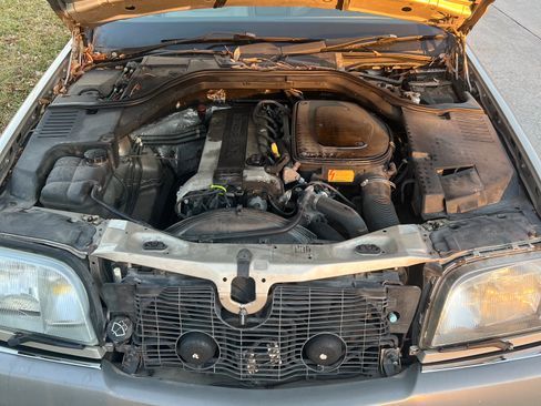 Used 1993 Mercedes-Benz 300 SE image 13