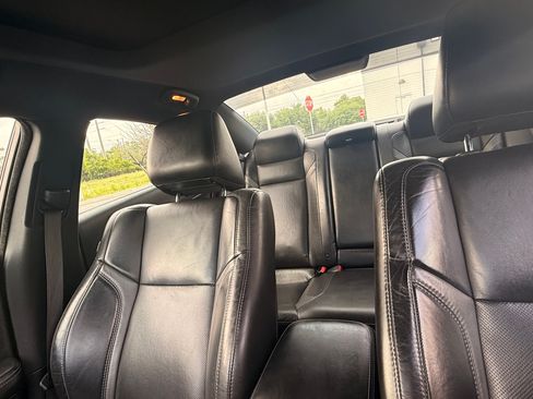 Used 2020 Dodge Charger SXT w/ Leather Interior Group image 10