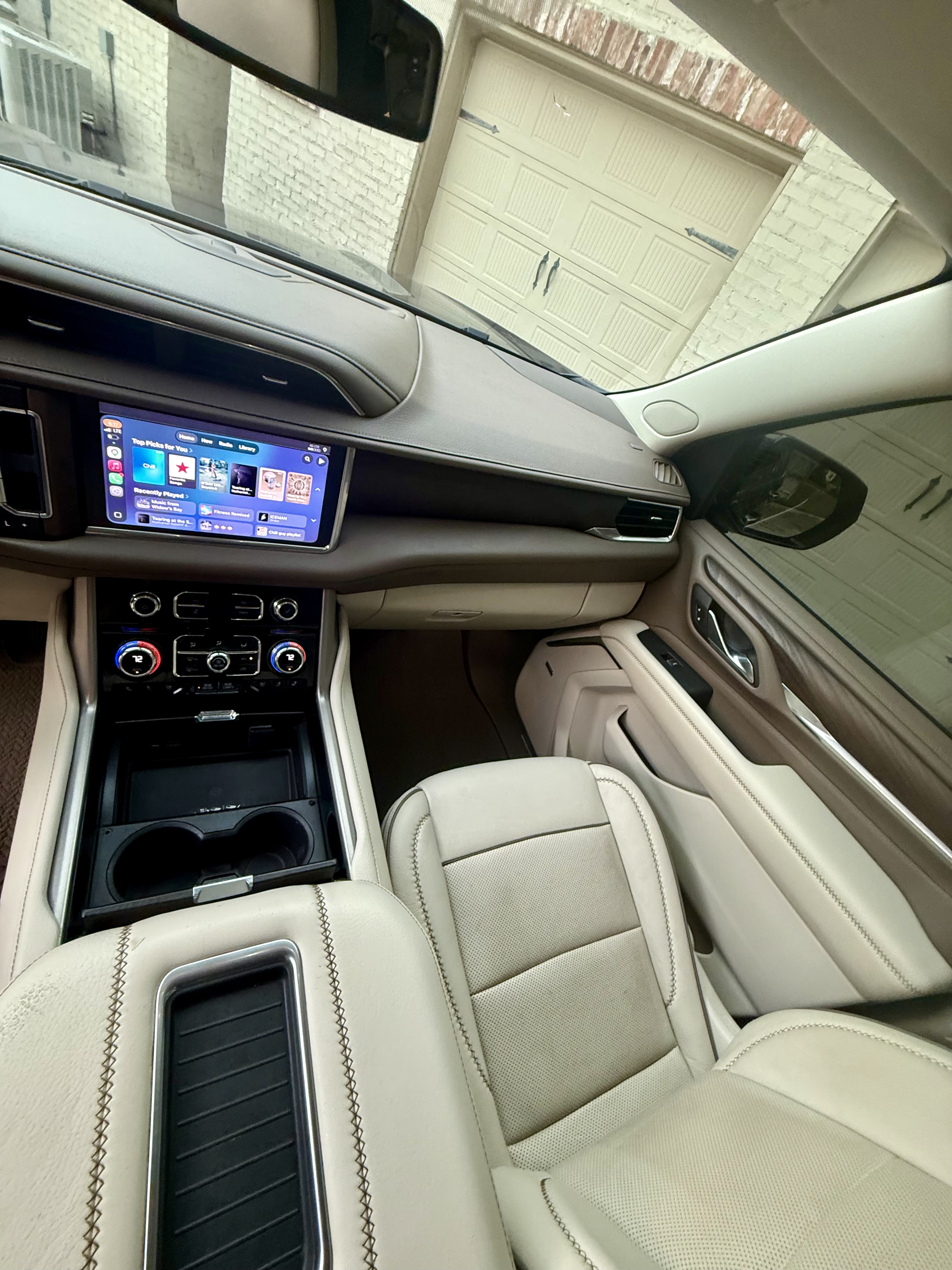Used 2021 GMC Yukon Denali AWD/4WD image 12