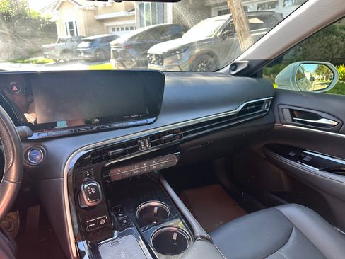 Used 2021 Toyota Mirai w/ Advanced Technology Package image 4