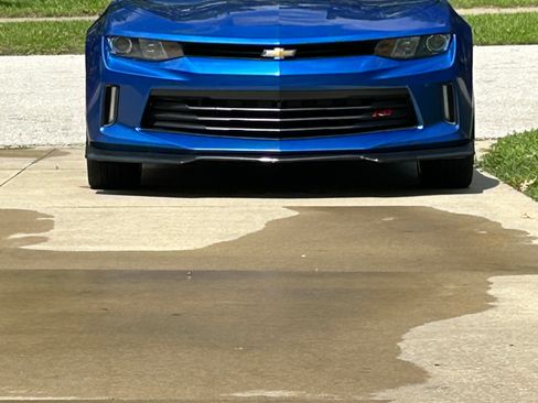 Used 2018 Chevrolet Camaro LT RWD image 17