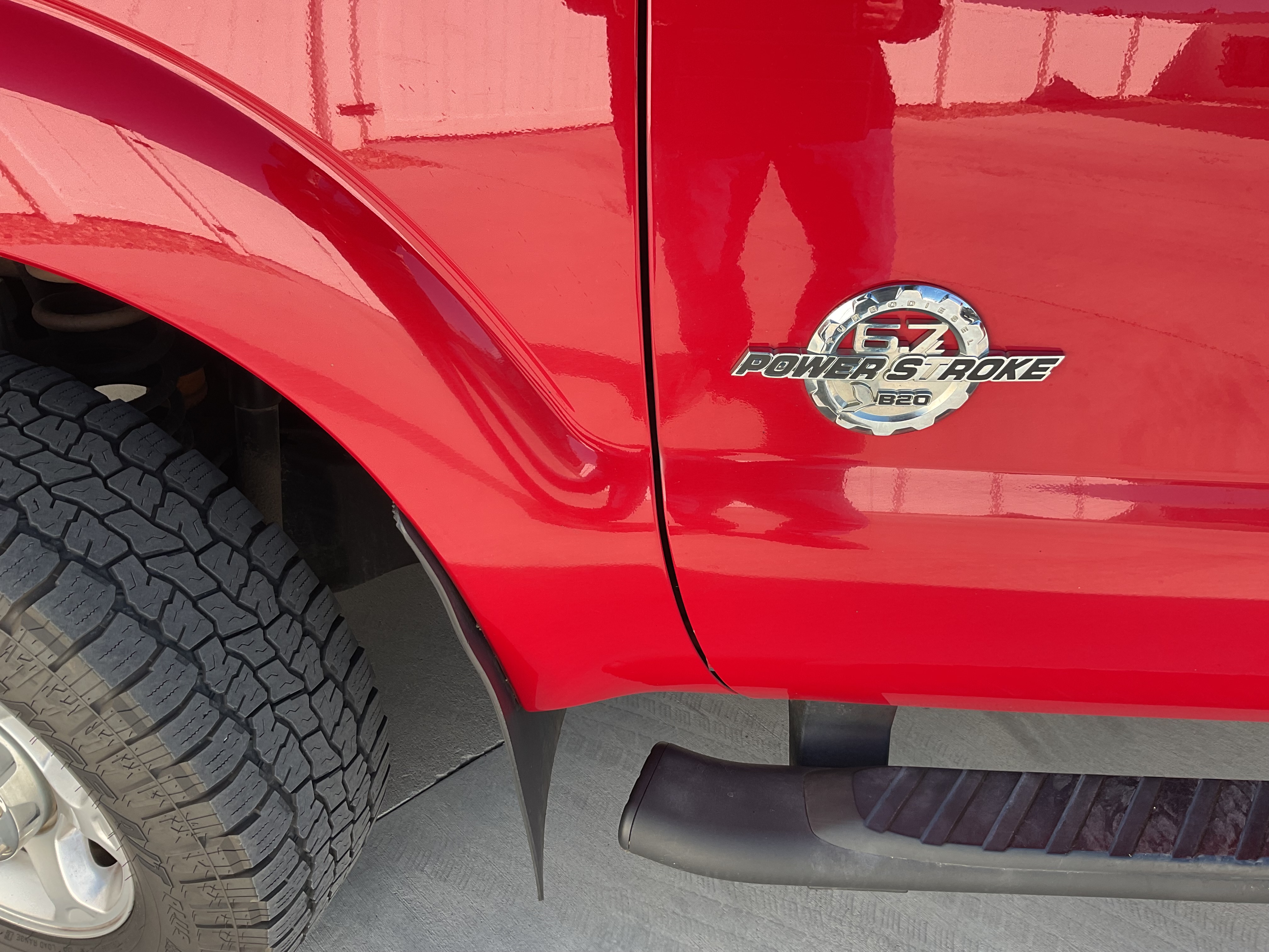 Used 2013 Ford F250 XLT AWD/4WD image 2
