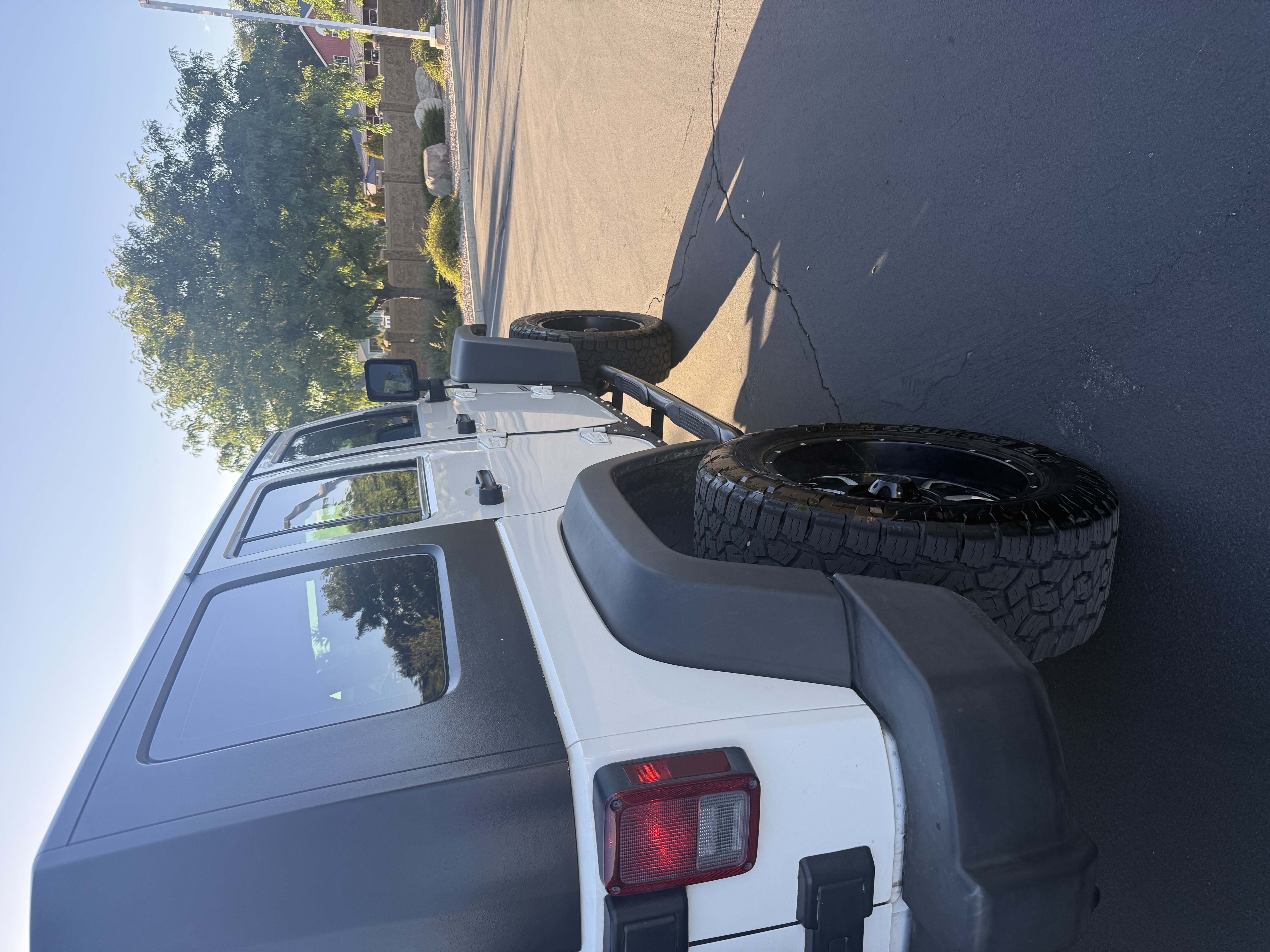 Used 2010 Jeep Wrangler Unlimited Sport AWD/4WD image 9
