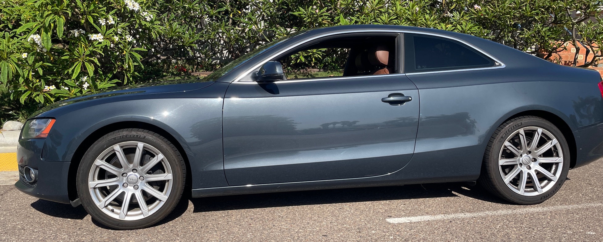 Used 2011 Audi A5 2.0T Prestige AWD/4WD image 1