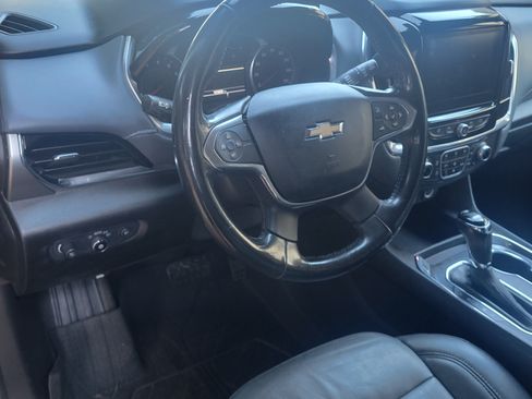 Used 2018 Chevrolet Traverse LT image 8
