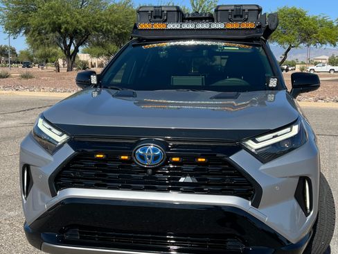 Used 2022 Toyota RAV4 XSE AWD/4WD image 10