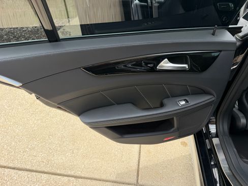 Used 2015 Mercedes-Benz CLS 63 AMG S-Model image 19