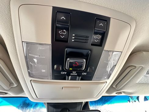 Used 2023 Lexus GX 460 Premium image 15