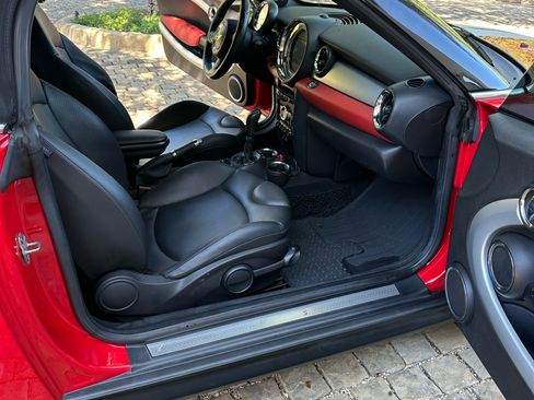 Used 2013 MINI Cooper Roadster S image 12