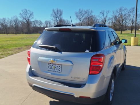 Used 2016 Chevrolet Equinox LT w/ Convenience Package image 6