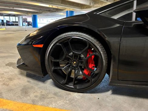 Used 2015 Lamborghini Huracan LP 610-4 image 6