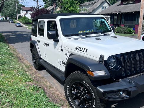 Used 2020 Jeep Wrangler Unlimited Sport AWD/4WD image 1