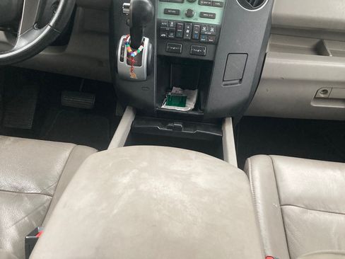 Used 2011 Honda Pilot EX-L image 10