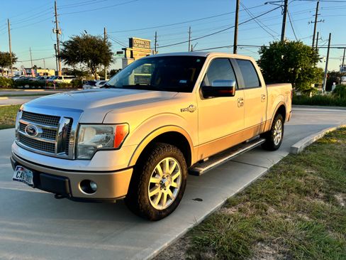 Used 2011 Ford F150 King Ranch w/ Off Road Pkg AWD/4WD image 10