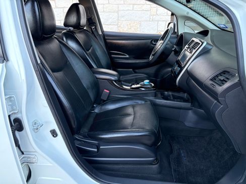 Used 2017 Nissan Leaf SL image 15