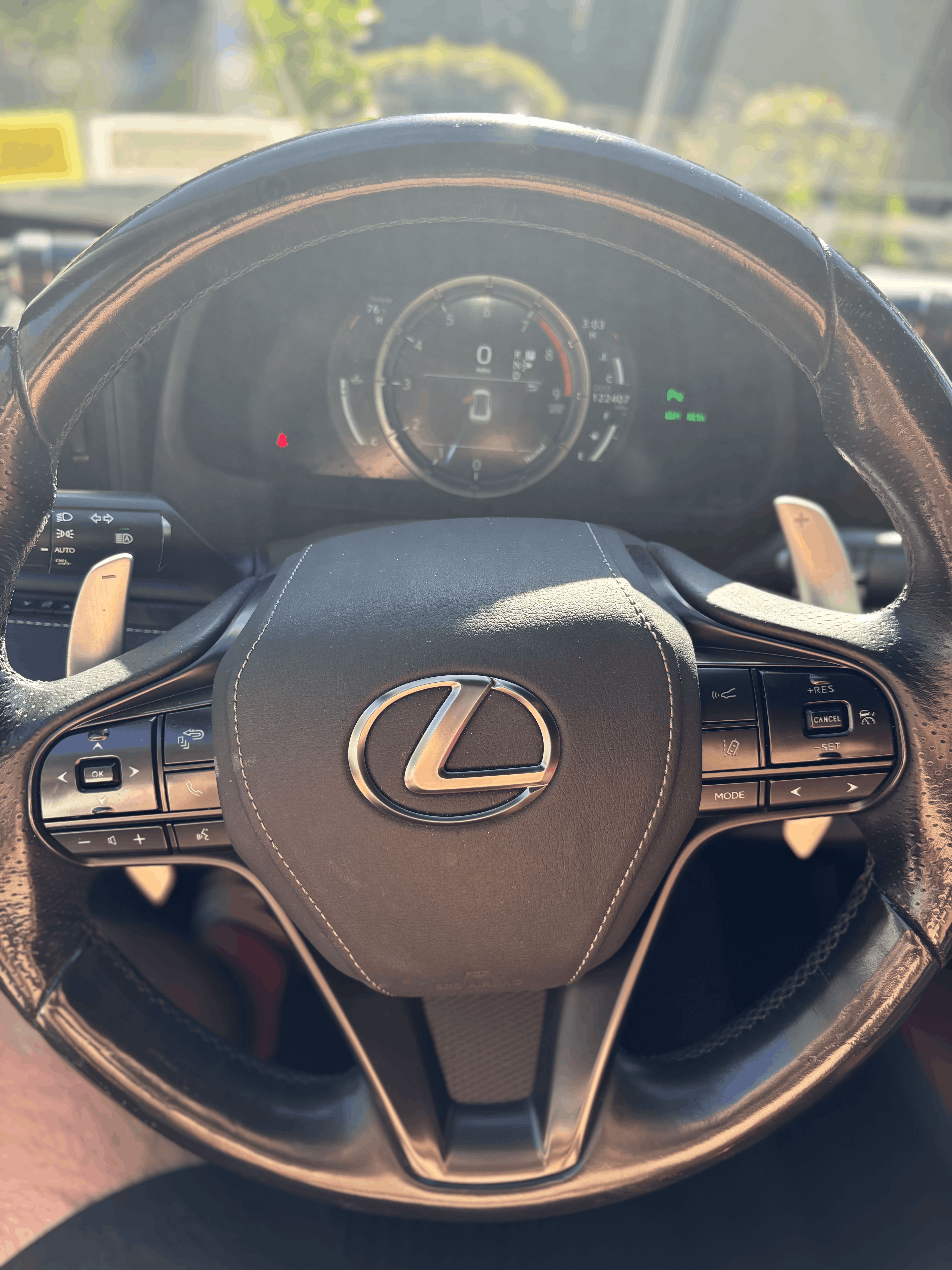 Used 2018 Lexus LC 500 Coupe w/ Sport Package RWD image 11