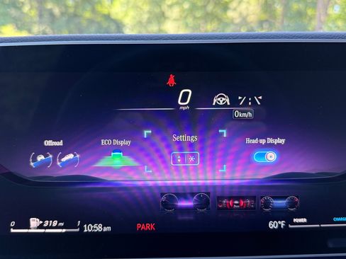 Used 2025 Mercedes-Benz GLE 450 4MATIC Coupe image 16