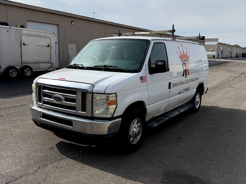 Used 2010 Ford E-250 and Econoline 250 image 10