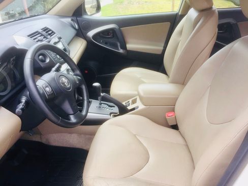 Used 2011 Toyota RAV4 Limited w/ Limited Extra Value Pkg image 12