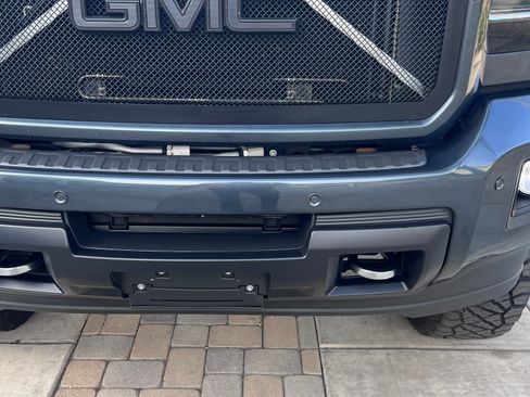 Used 2019 GMC Sierra 3500 Denali w/ Duramax Plus Package image 9