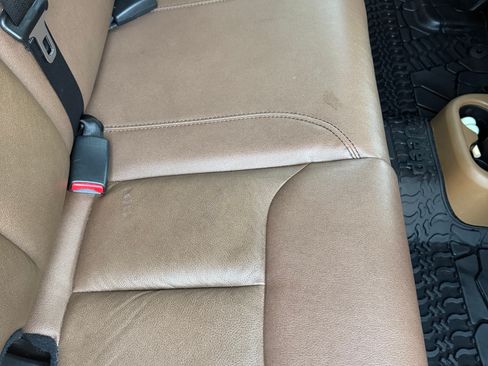 Used 2017 Jeep Wrangler Unlimited Sahara w/ Connectivity Group image 10