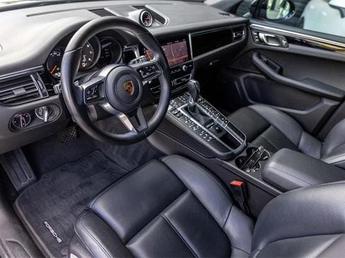 Used 2021 Porsche Macan AWD/4WD image 10