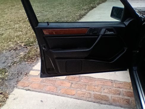 Used 1995 Mercedes-Benz E 300 Sedan image 4