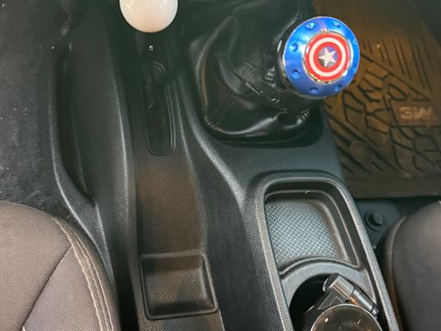 Used 2014 Jeep Wrangler Unlimited Sahara w/ Connectivity Group image 8