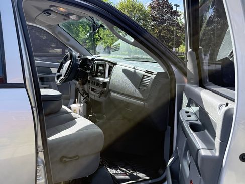 Used 2007 Dodge Ram 3500 Truck SLT w/ Light Group AWD/4WD image 15