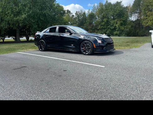 Used 2017 Cadillac ATS V w/ Carbon Black Package RWD image 19