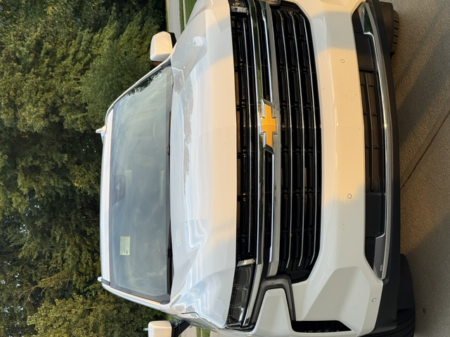 Used 2024 Chevrolet Tahoe LT w/ Luxury Package AWD/4WD image 2