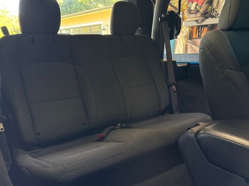 Used 2022 Jeep Wrangler Sport image 15