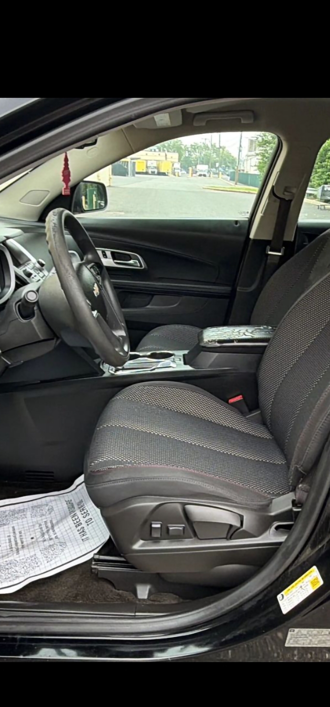 Used 2017 Chevrolet Equinox LS FWD image 14