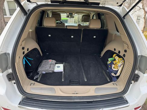 Used 2015 Jeep Grand Cherokee Limited image 10