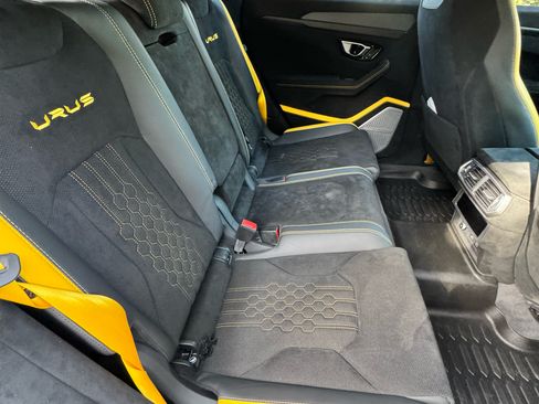 Used 2023 Lamborghini Urus Performante image 17